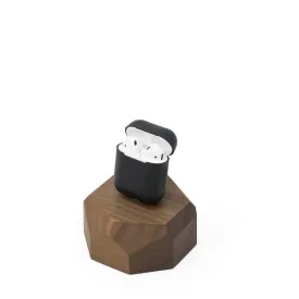 AirPods dock