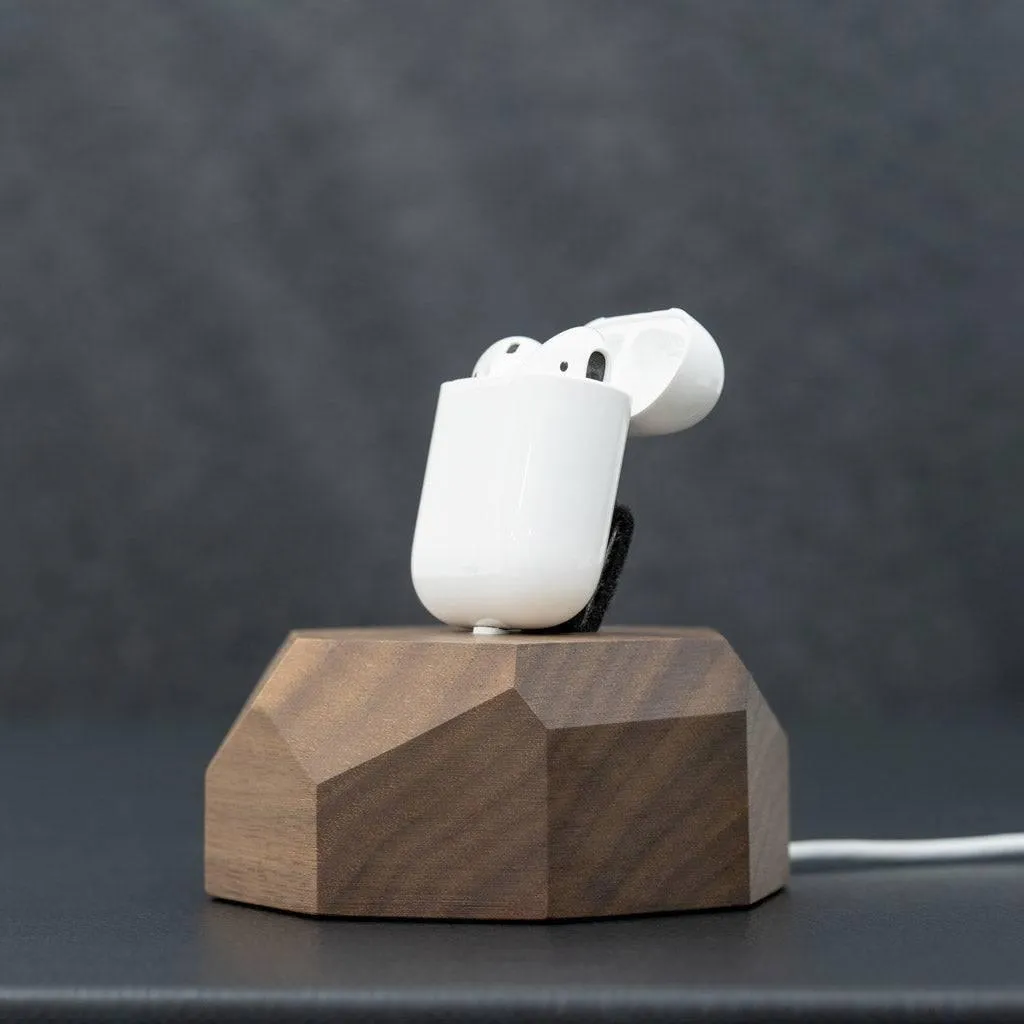 AirPods dock