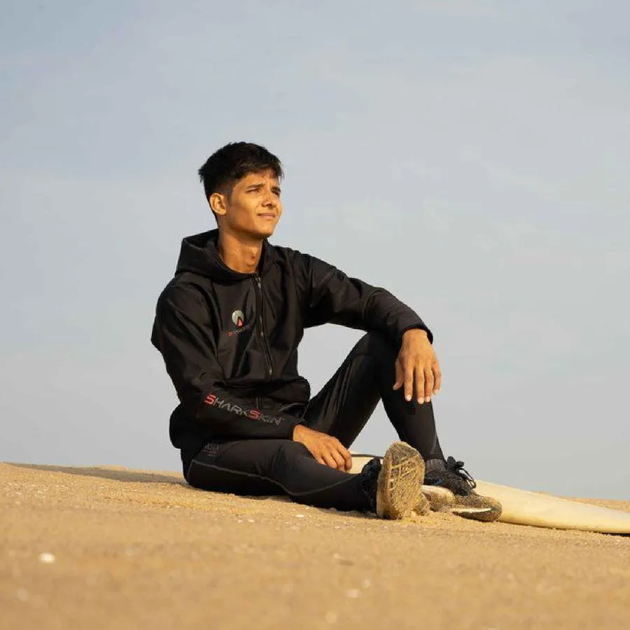 Chillproof Jacket w/ Hood - Unisex