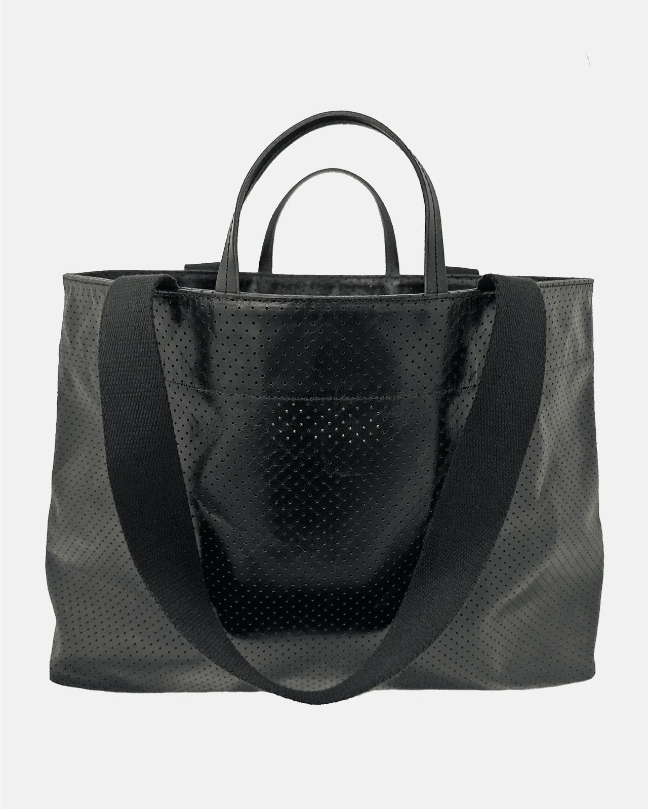Hugh Sport | Perforated Black