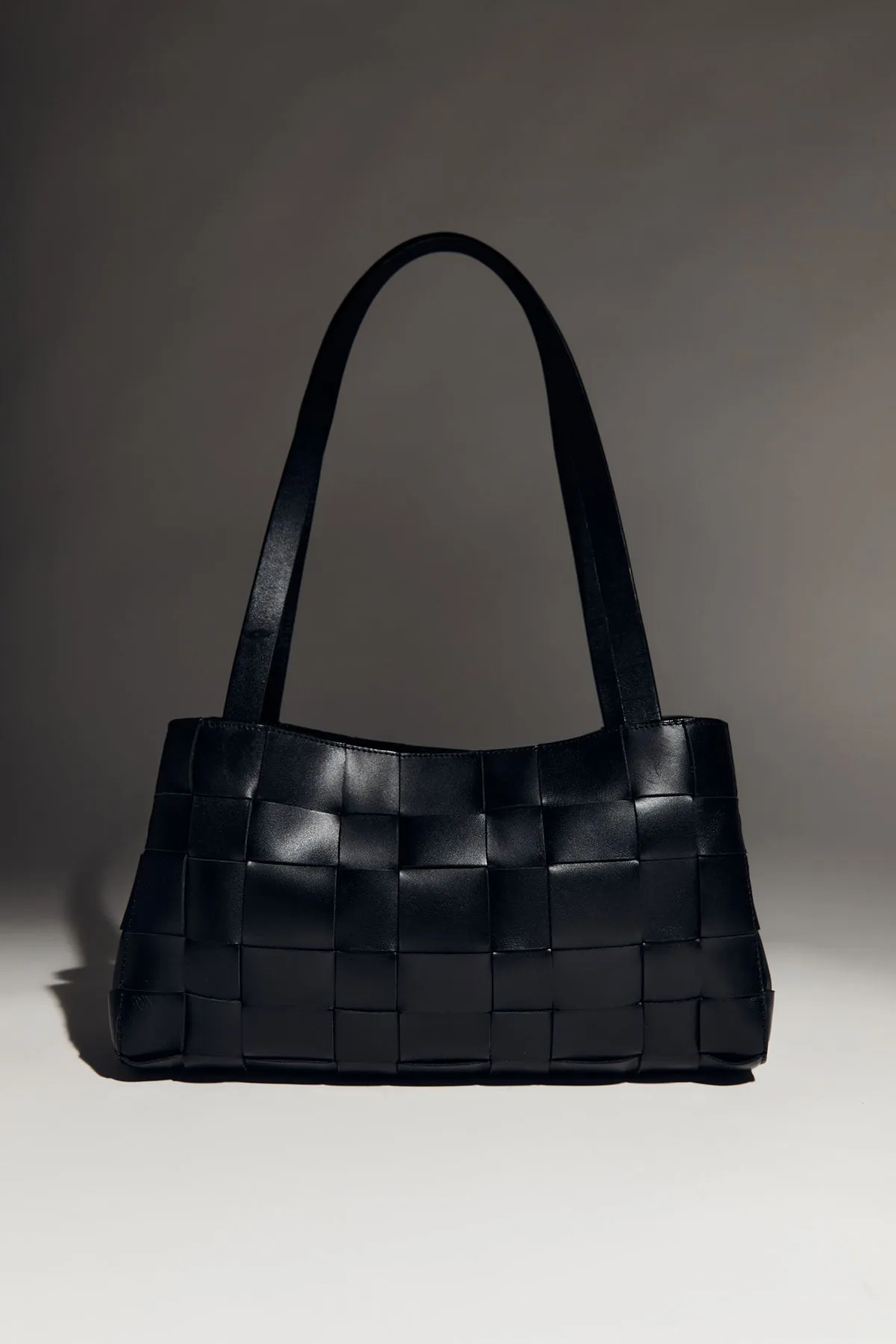 Slim Woven Tote - Black