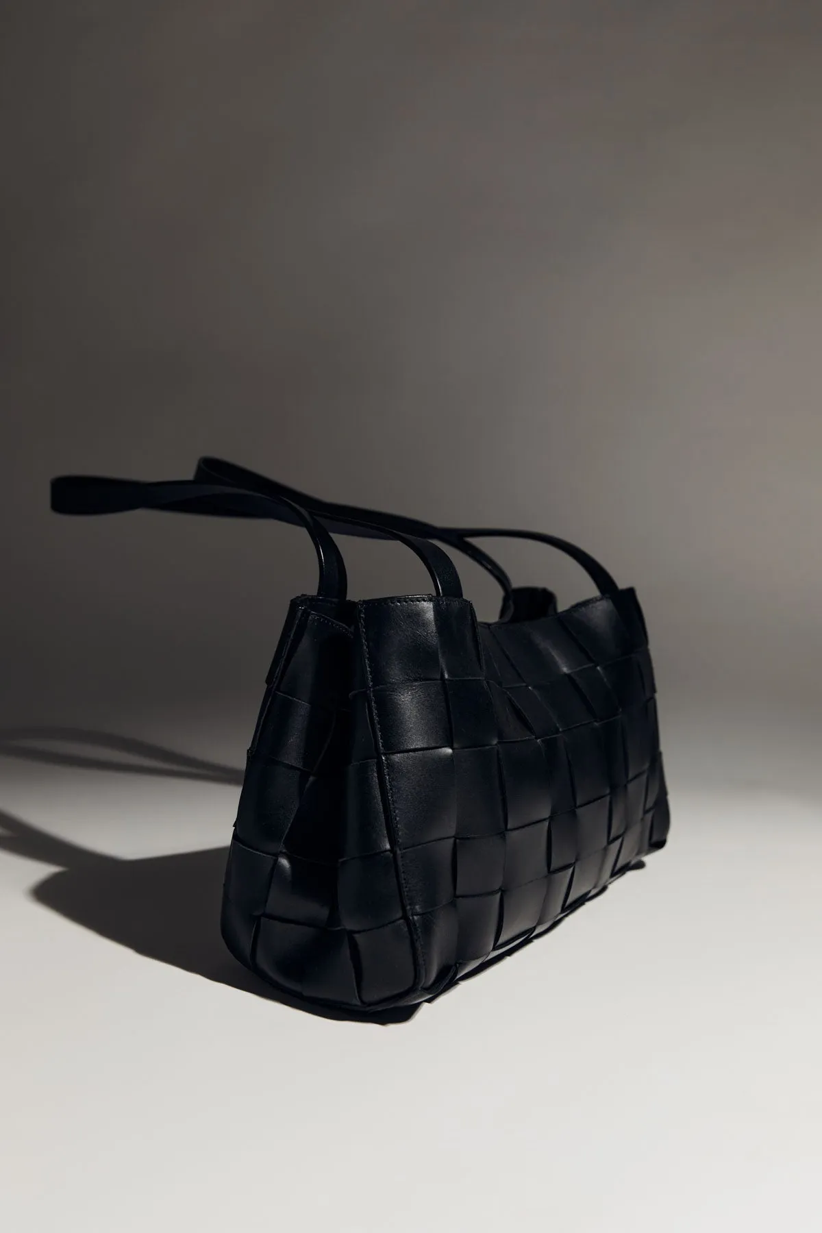 Slim Woven Tote - Black