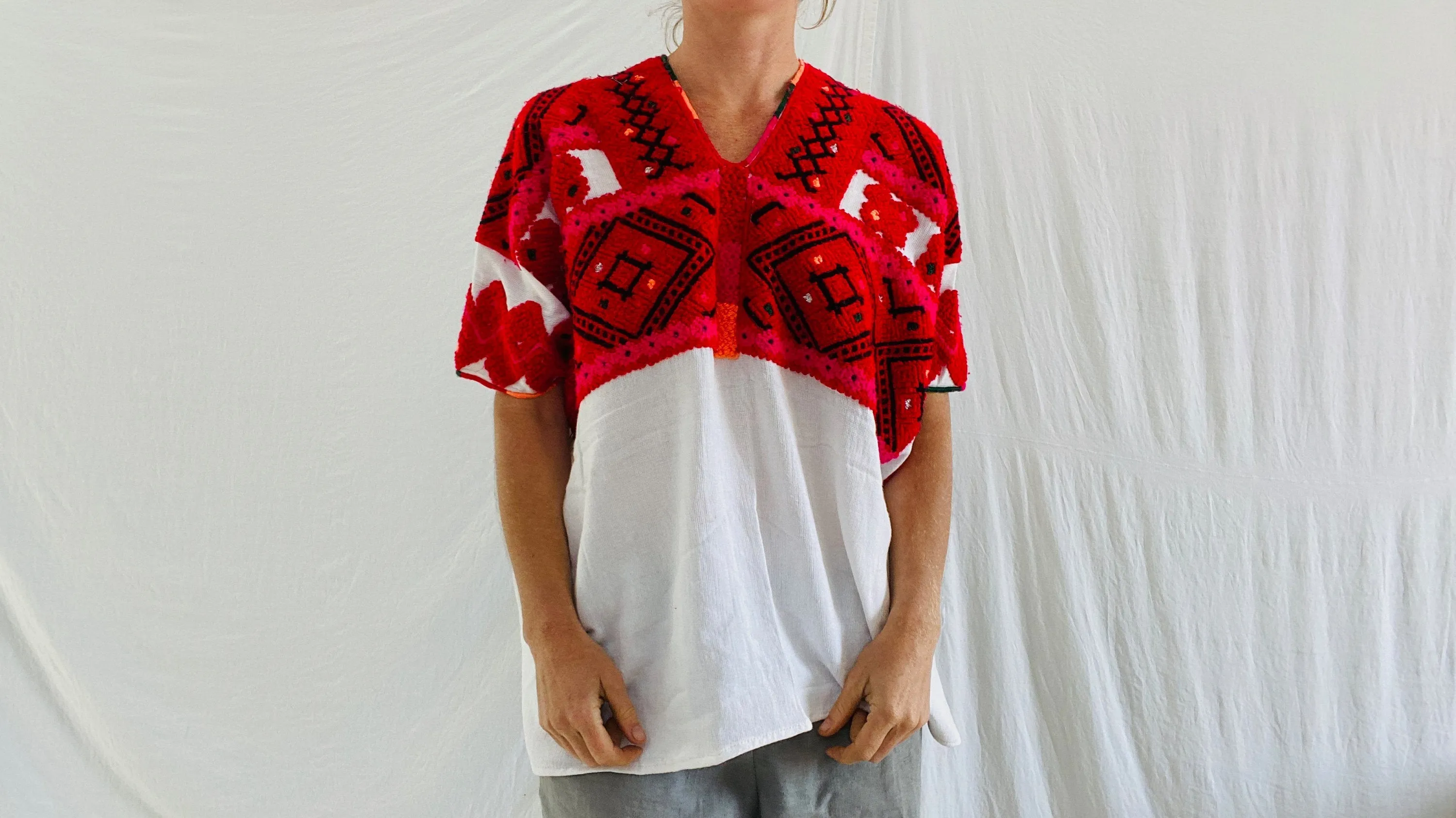 Tenejapa Blouse. Huipil. Hand-Embroidered