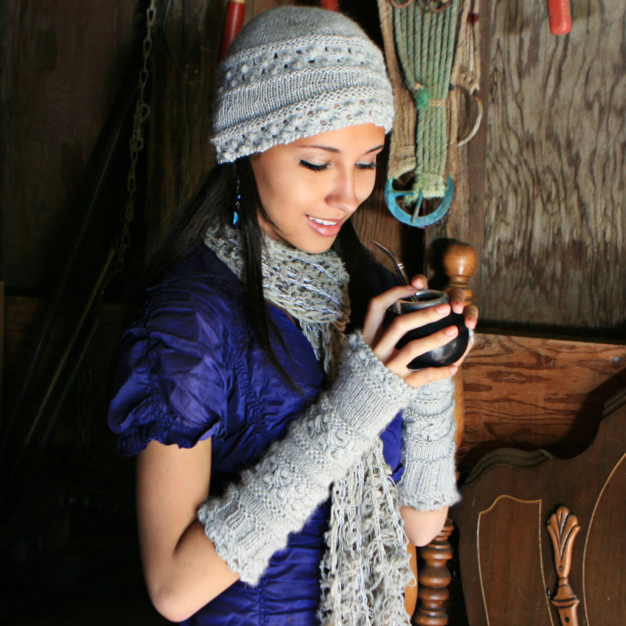 Velutinous Lace Cap & Wristlets - Knit / Broomstick Lace